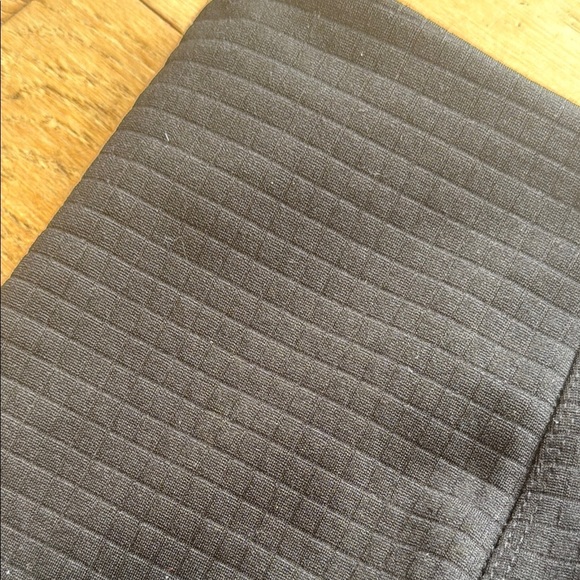 Liverpool black pencil skirt, size 6 - Picture 4 of 7